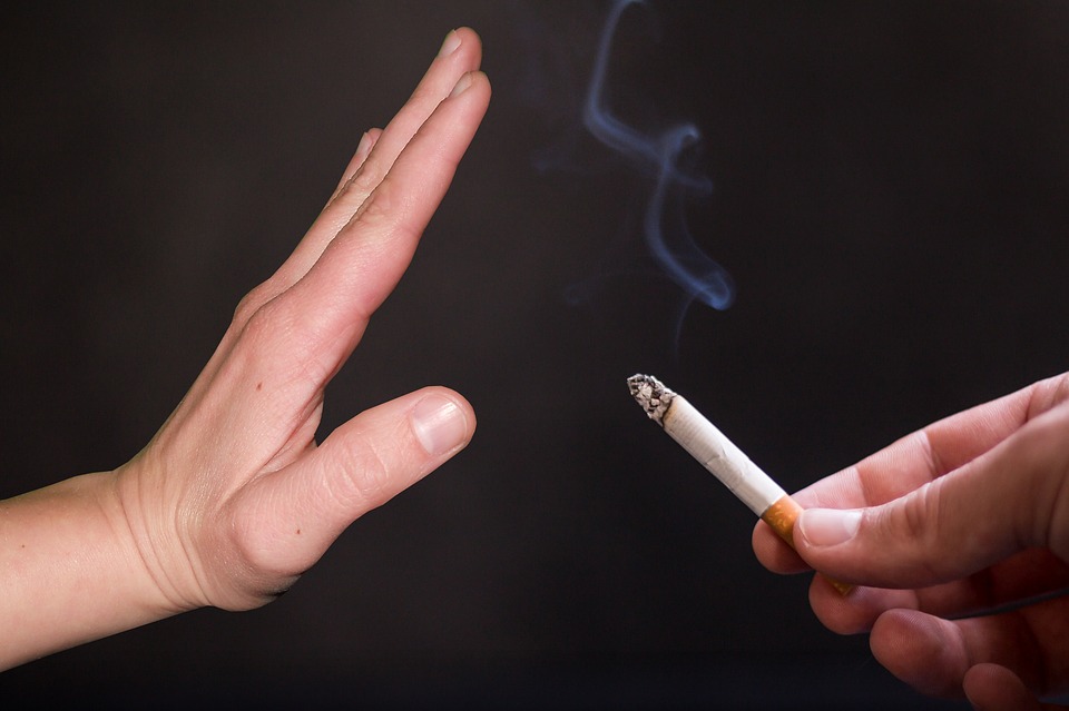 Arrêter la cigarette : sevrage tabagique naturel d’un ancien fumeur